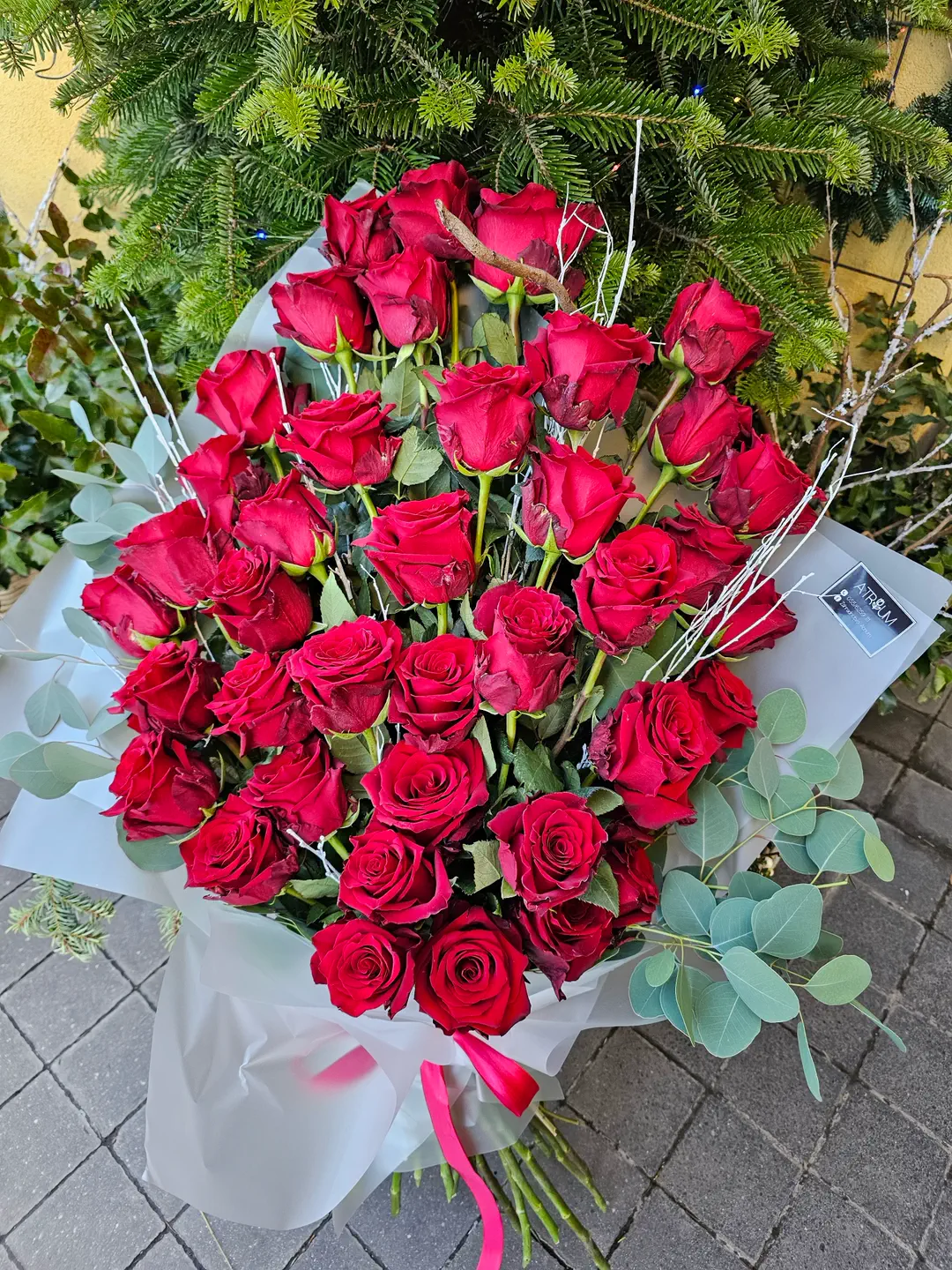 Veľká kytica červených ruží