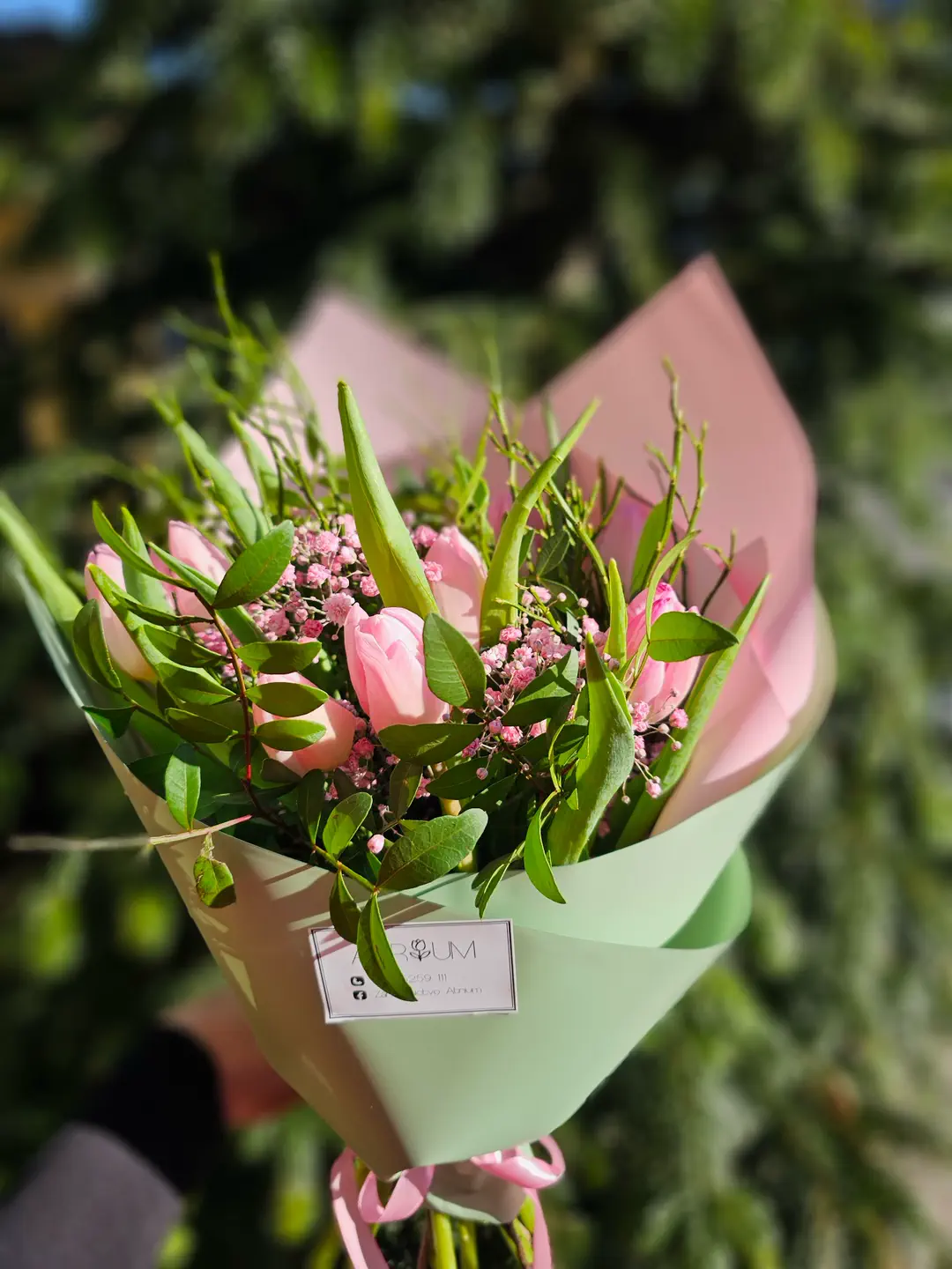 Kytica ružových tulipánov